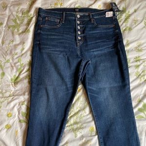 NWT GAP High-rise Skinny Jean